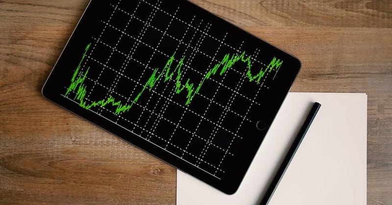 How to Identify Emerging Market Trends for Startups